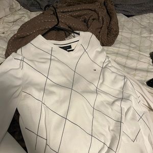 Tommy Hilfiger knit sweater